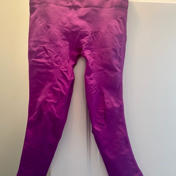 Womens Lululemon leggings - Picture 5 of 7